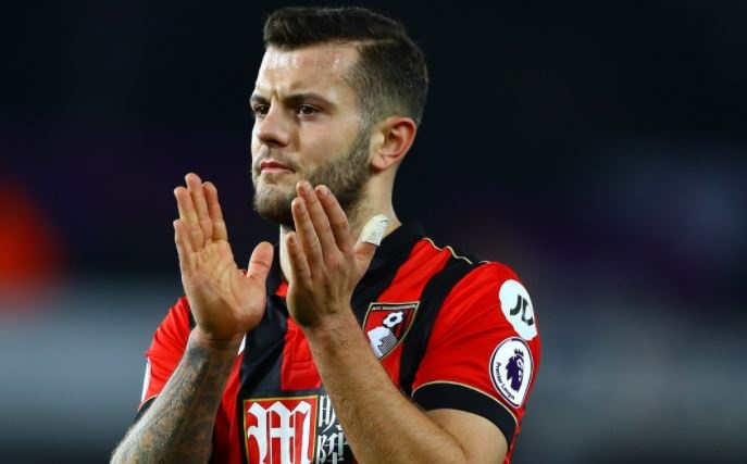 Wilshere co ben do sau 4 thang that nghiep hinh anh