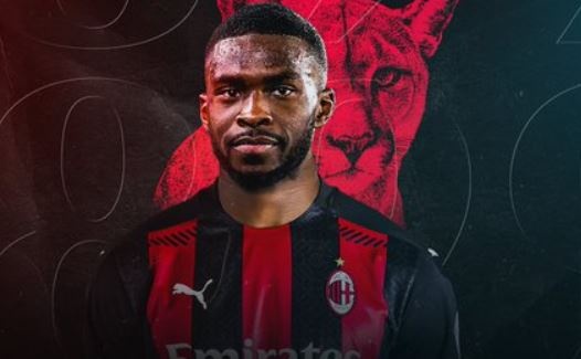 Hau ve Chelsea dau quan cho Milan hinh anh