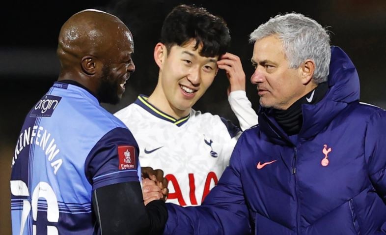 Tien dao nang 102 kg than thien voi Son Heung-min hinh anh