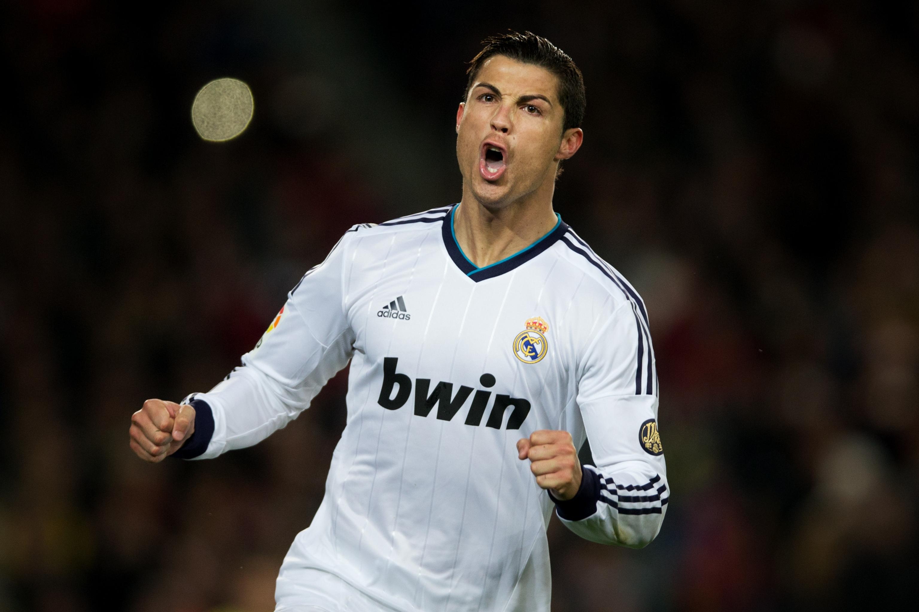 9 lan Ronaldo that bai o tran chung ket anh 4