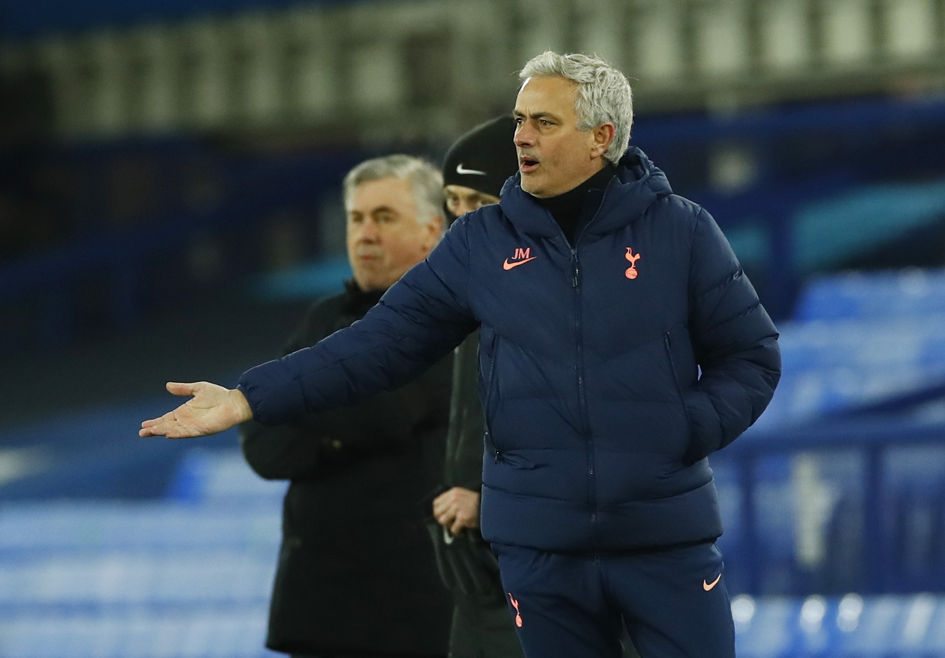 Tottenham dau Everton anh 1