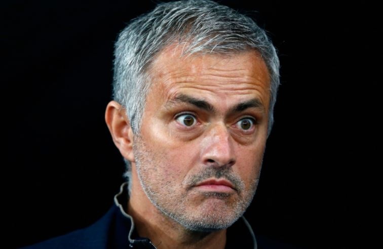 Mourinho: 'Tottenham choi tro meo von chuot' hinh anh