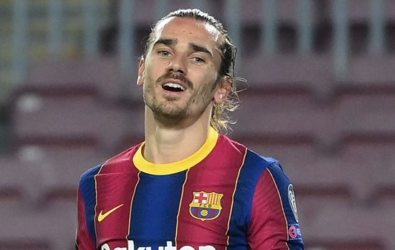 Griezmann mau thuan voi Pique trong tran thua cua Barca hinh anh