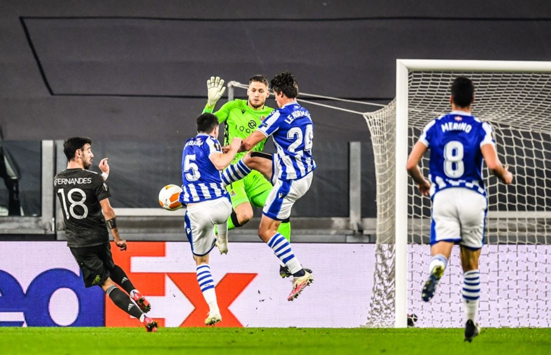 MU dau Real Sociedad anh 4