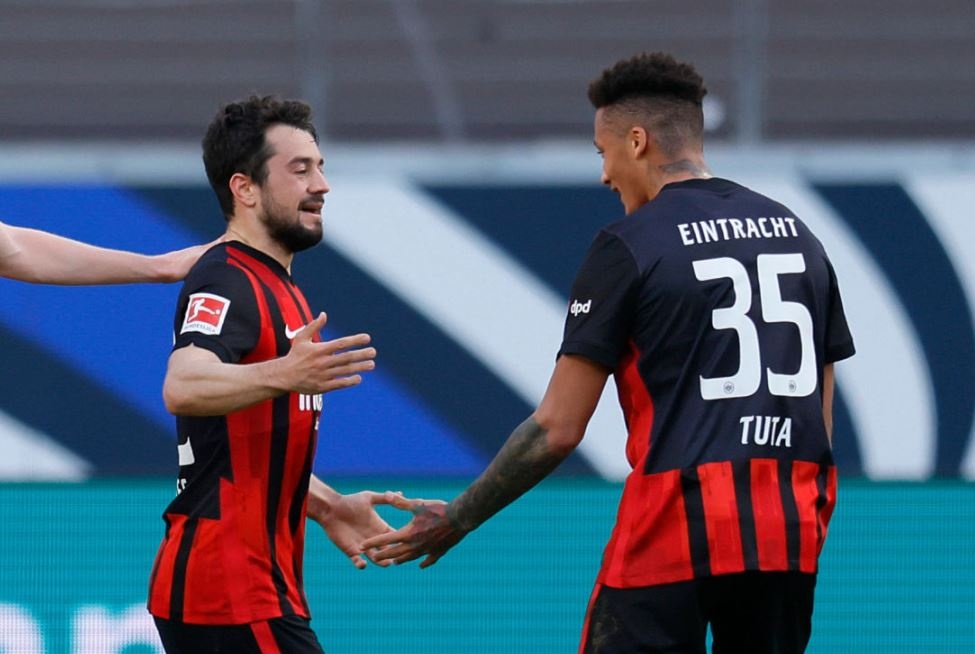 Bayern dau Frankfurt anh 4