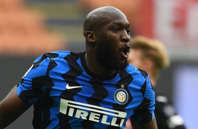 Lukaku choi thang hoa khi tai ngo Ibrahimovic hinh anh