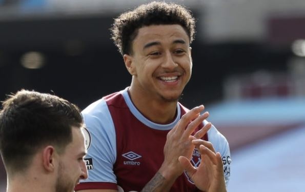 Lingard cuoi tinh huong ban chien thuat cua Son Heung-min hinh anh