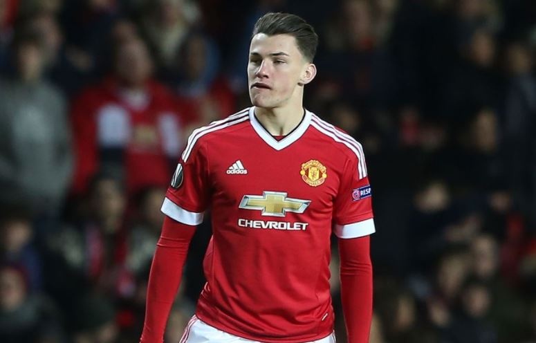 Bi kich cua nhung cau thu tre ra mat doi mot Man Utd anh 5