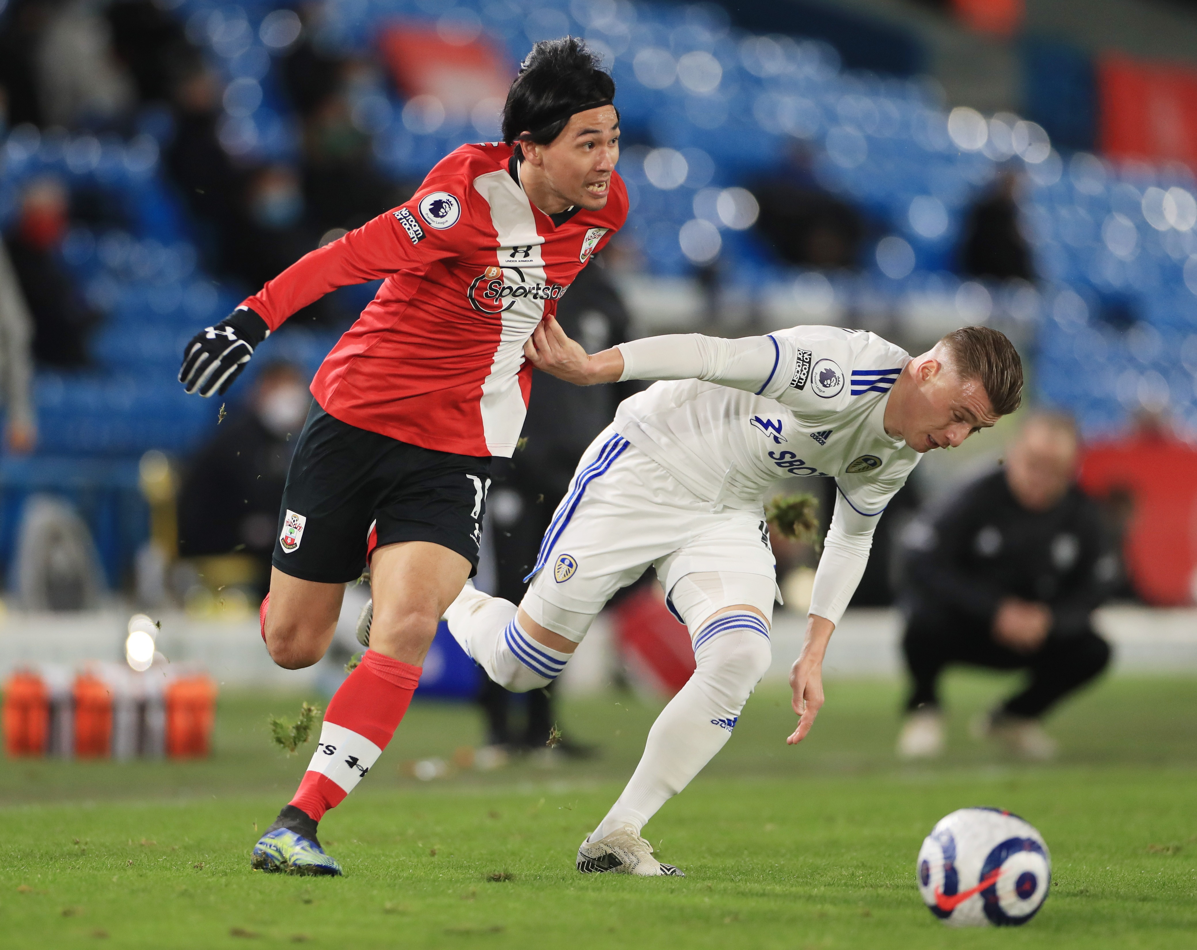 Leeds thang Southampton anh 8