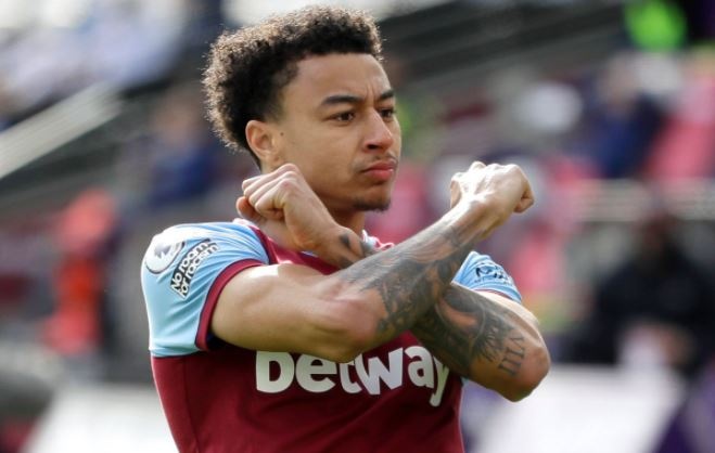 Lingard toa sang giup West Ham danh bai Leeds hinh anh