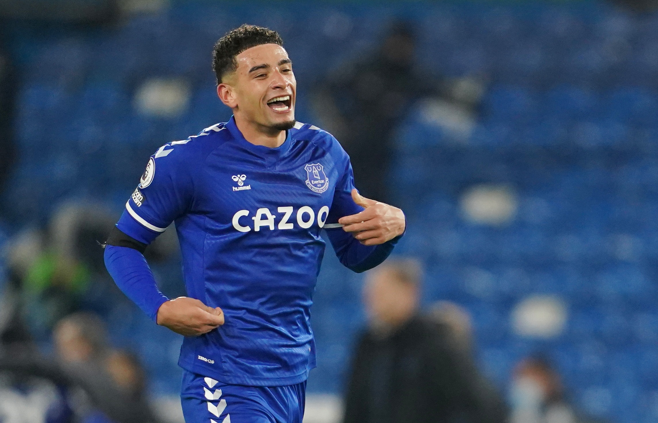 doi hinh tan binh premier league anh 4