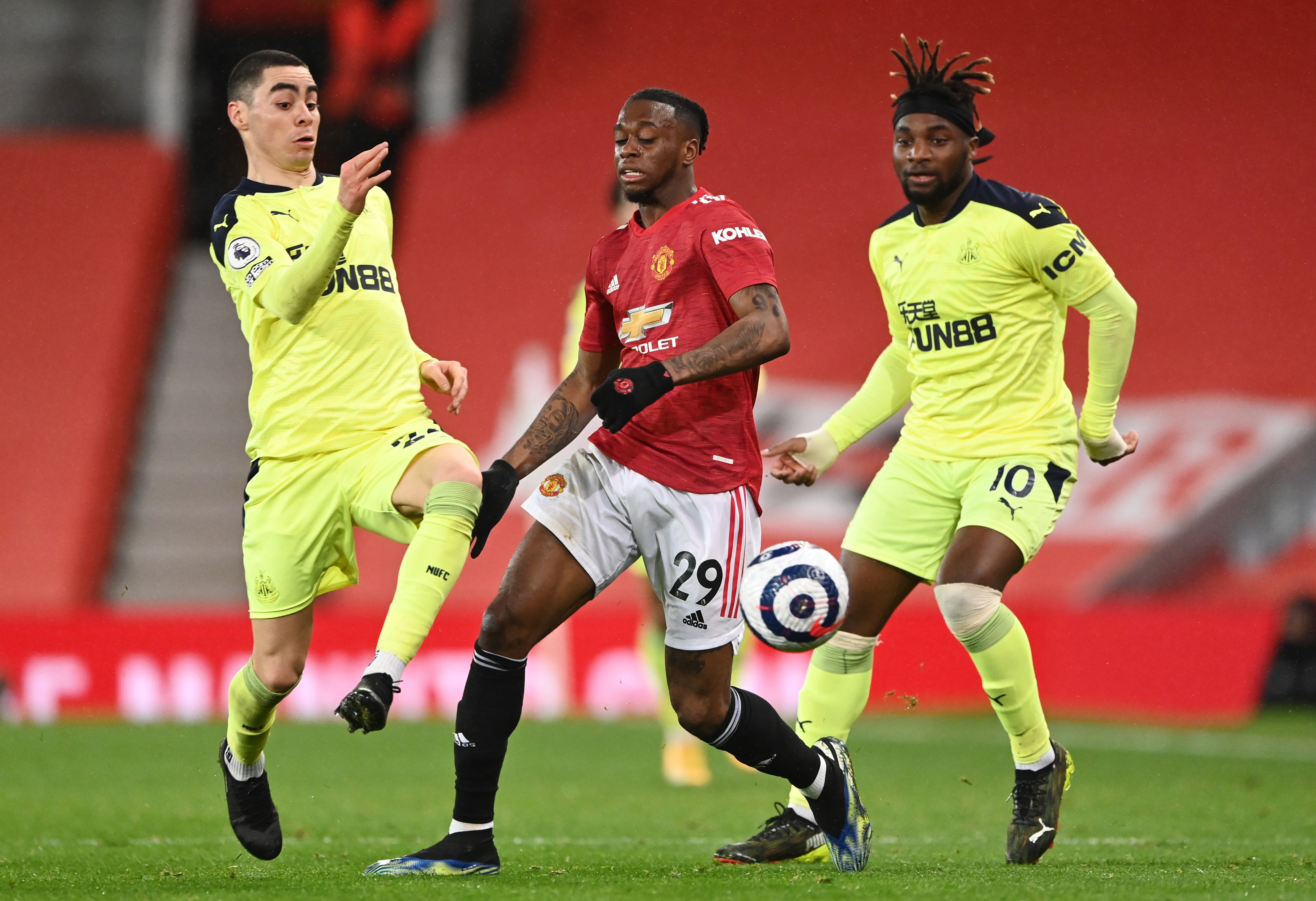 Sao Man Utd can nhac bo quoc tich Anh anh 1