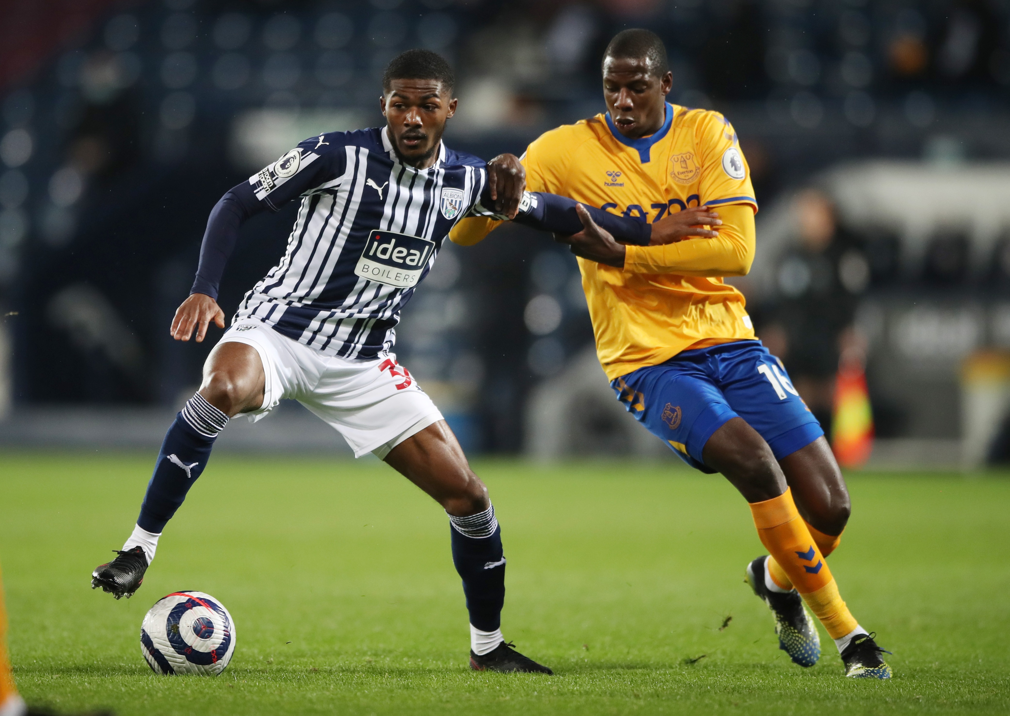 Tien dao Brazil lap ky luc tai Premier League anh 1