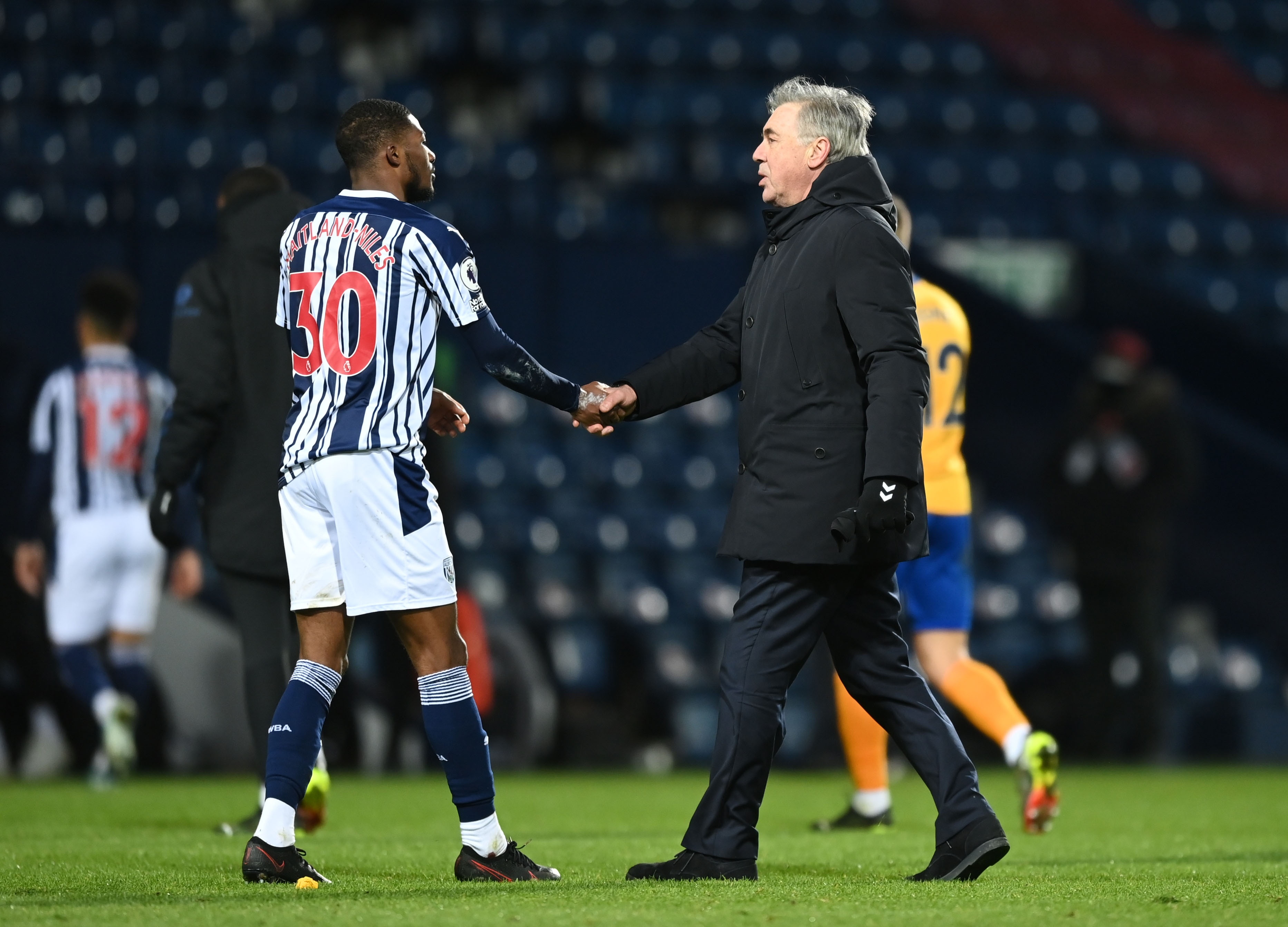 Tien dao Brazil lap ky luc tai Premier League anh 6