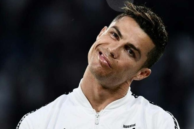 Ronaldo: 'Toi da vuot qua ky luc cua Pele' hinh anh