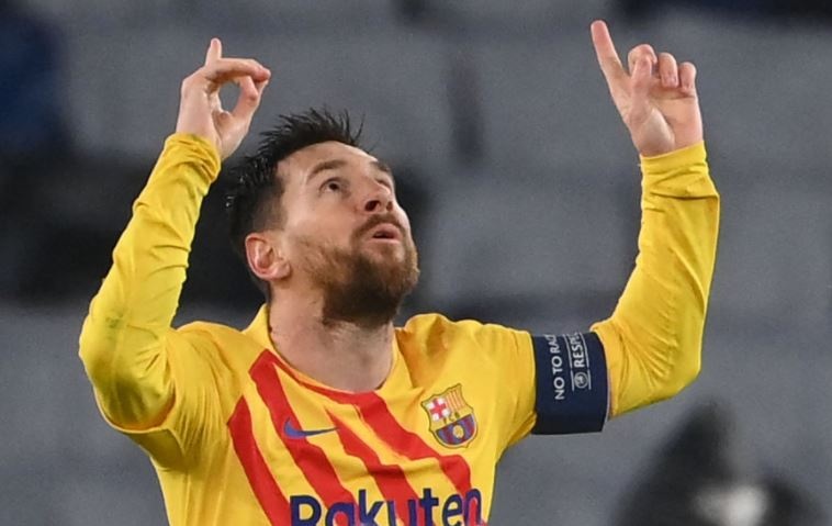 Messi tao cot moc lich su hinh anh