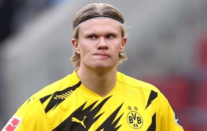 Haaland buc tuc du ghi 2 ban hinh anh