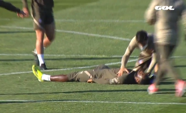 Tien dao Atletico Madrid bat tinh tren san tap anh 1