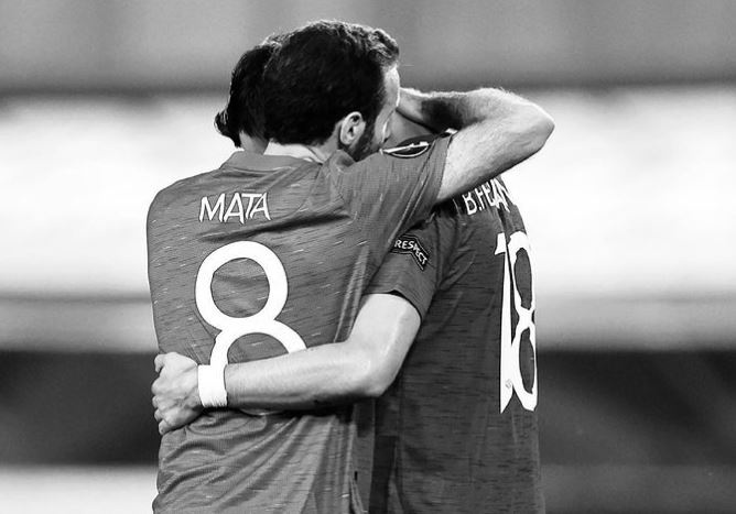 Me cua Juan Mata qua doi sau con bao benh anh 1