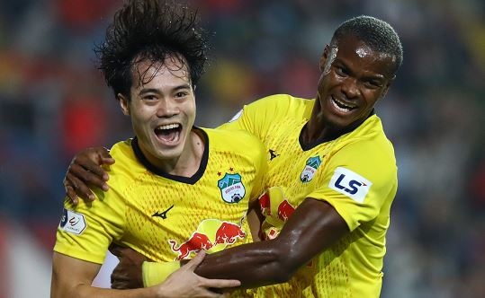 HAGL vung ngoi dau sau tran thang thu 3 lien tiep hinh anh