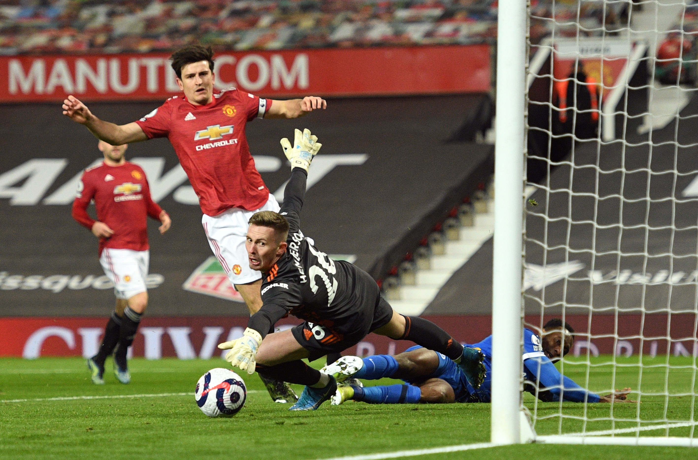 Maguire pham loi anh 2