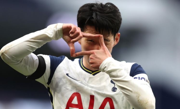 Mourinho, Solskjaer khau chien vi Son Heung-min hinh anh