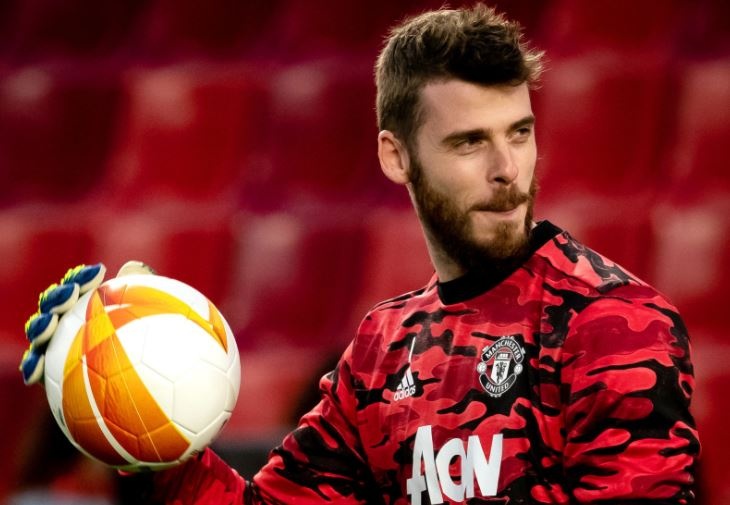 Man khoi dong te hai cua De Gea o tran gap Tottenham hinh anh