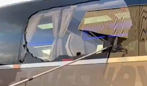 CDV Liverpool tan cong xe buyt cua Real Madrid hinh anh