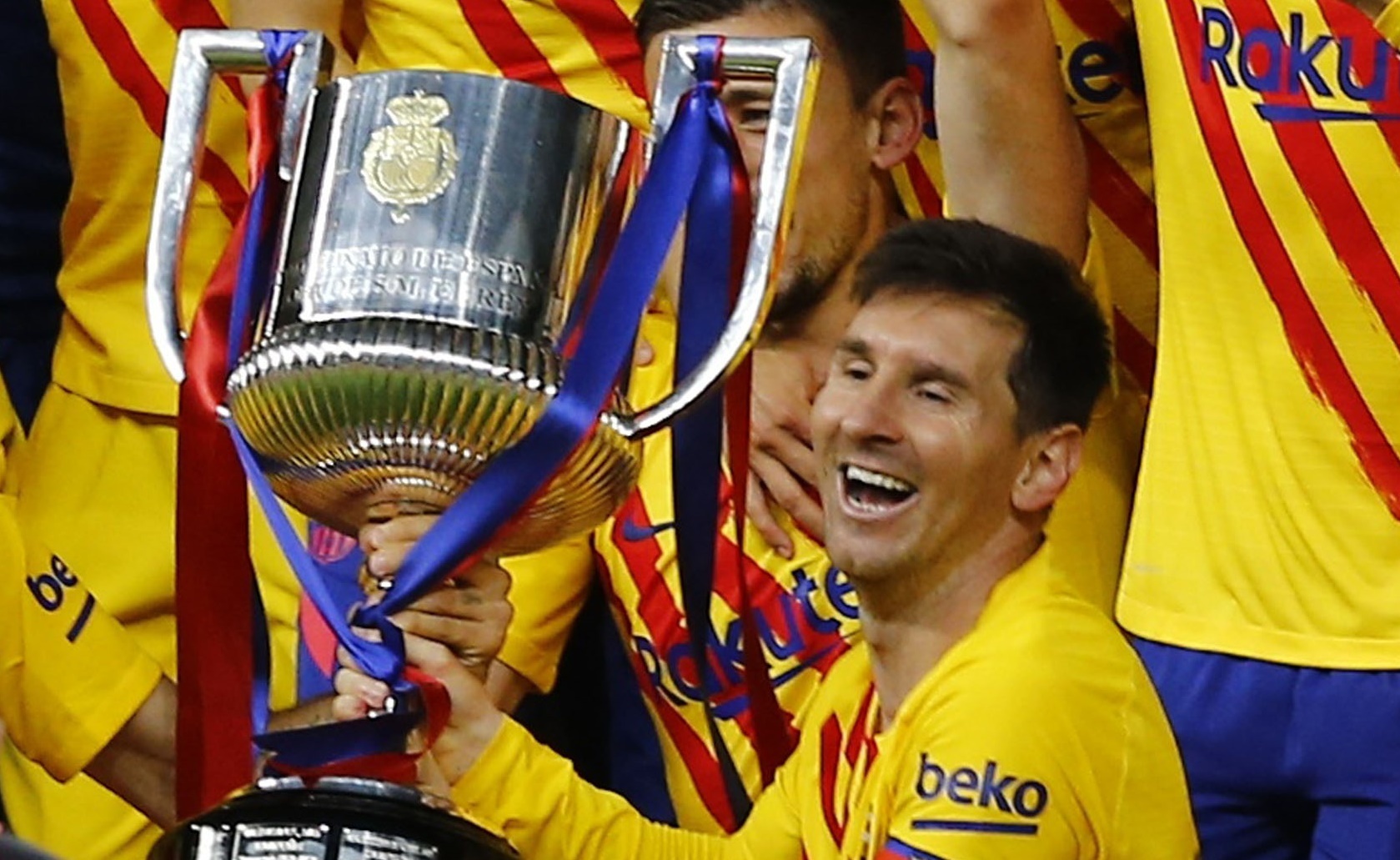 Messi lap cu dup giup Barca vo dich Copa del Rey hinh anh