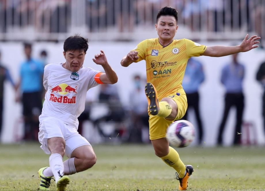 HAGL 1-0 CLB Ha Noi: Xuan Truong sut xa thanh ban hinh anh