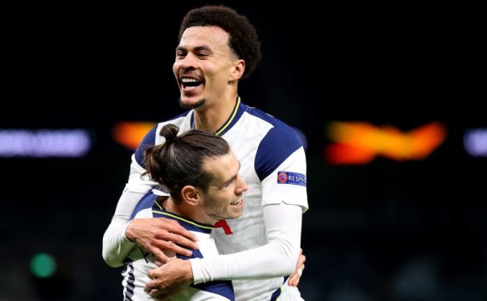 Nhieu cau thu Tottenham an mung khi Mourinho bi sa thai hinh anh