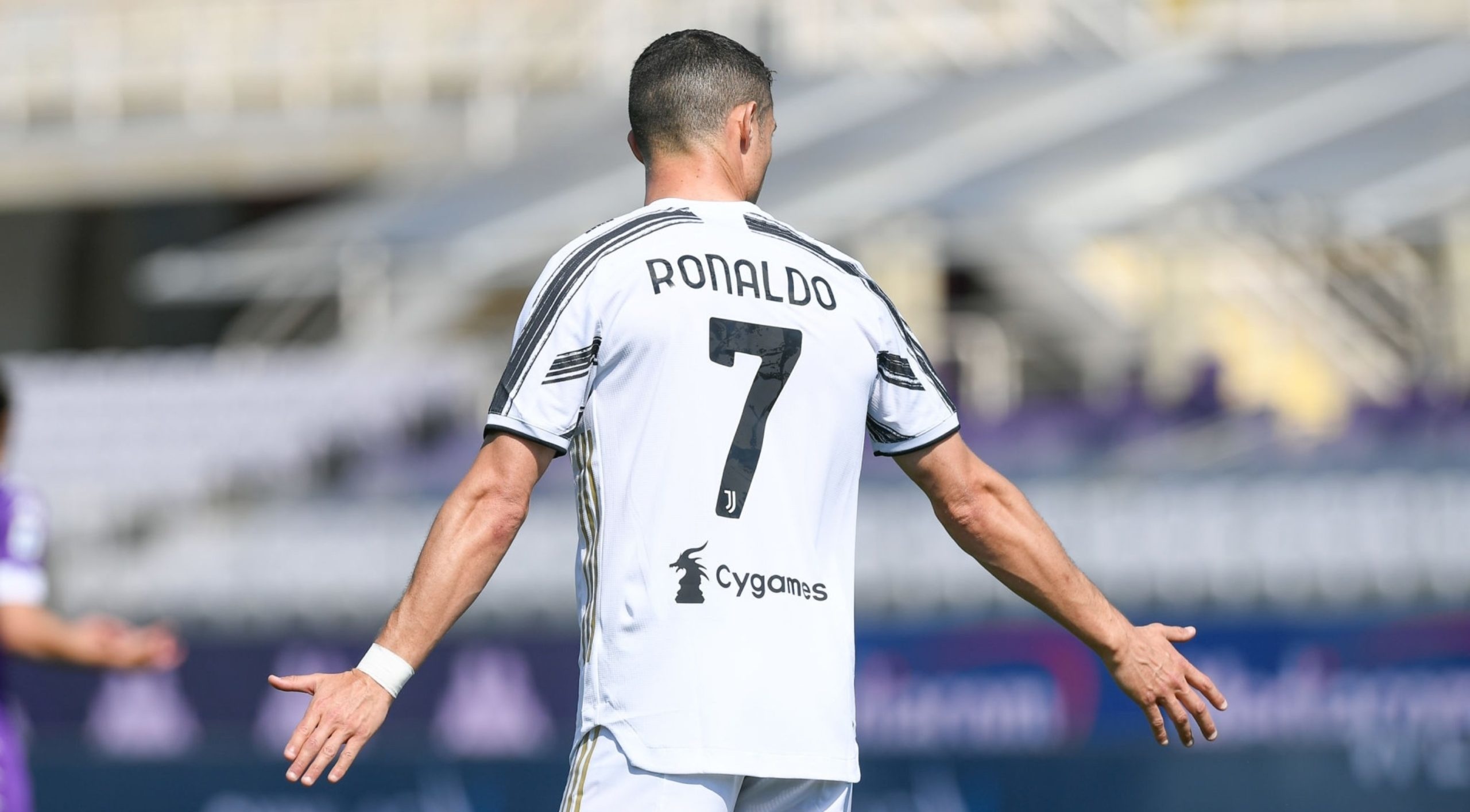 Ronaldo co nguy co xuong choi o Europa League anh 10