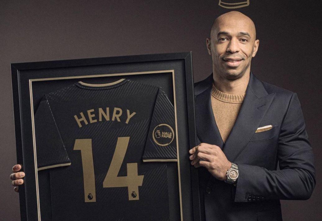 Premier League vinh danh Henry va Shearer hinh anh