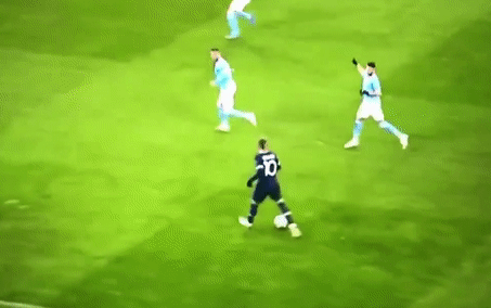 Neymar thi dau hoi hot hinh anh