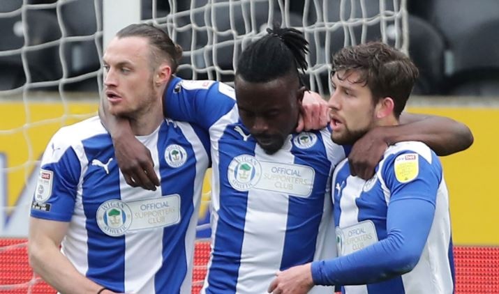 U23 Wigan thua 1-11 boi man an mung tru hang cua doi nha hinh anh