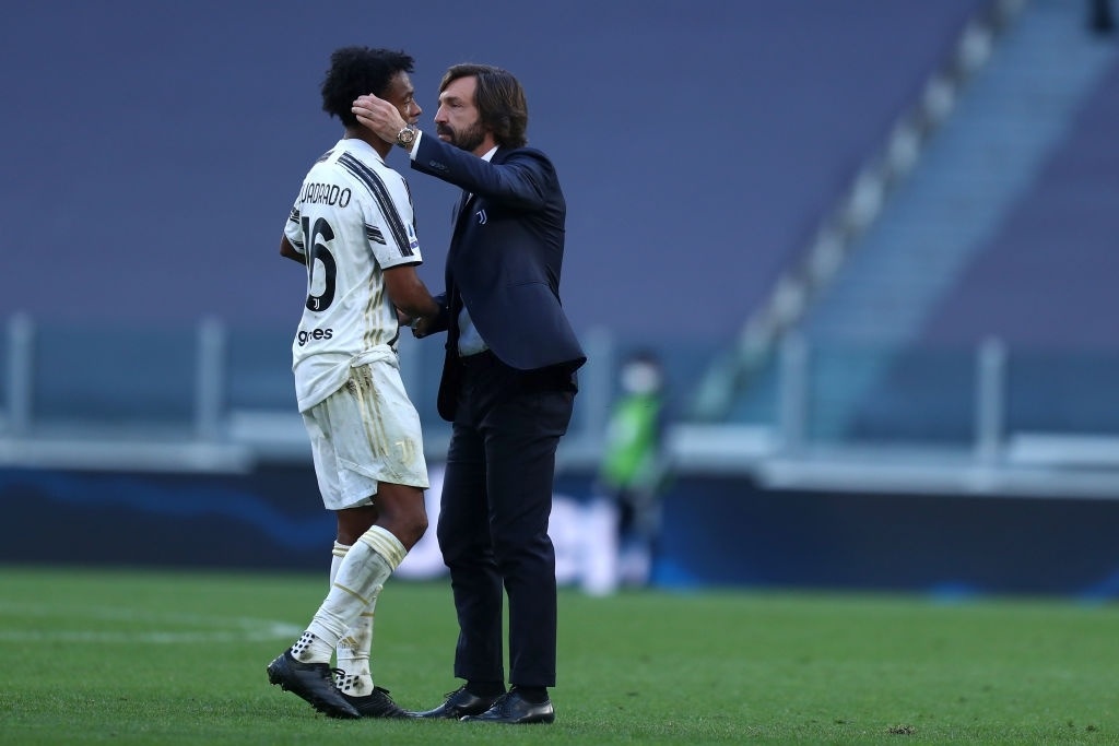 Ronaldo khi bi thay som o tran derby anh 8