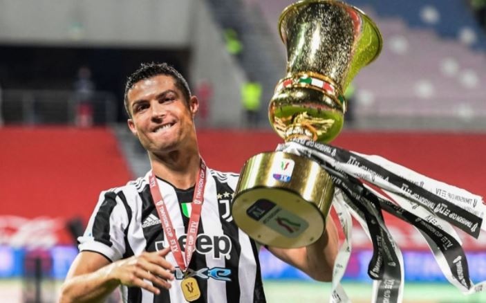Ronaldo lap ky luc sau chuc vo dich cung Juventus hinh anh