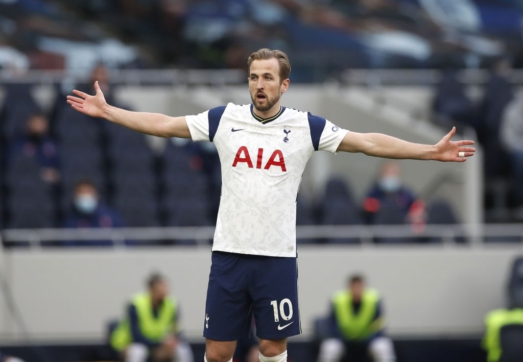 Tottenham dau Aston Villa anh 10