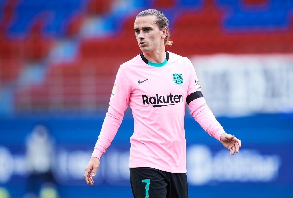 11 ban hop dong ho khien Barca suy yeu anh 10