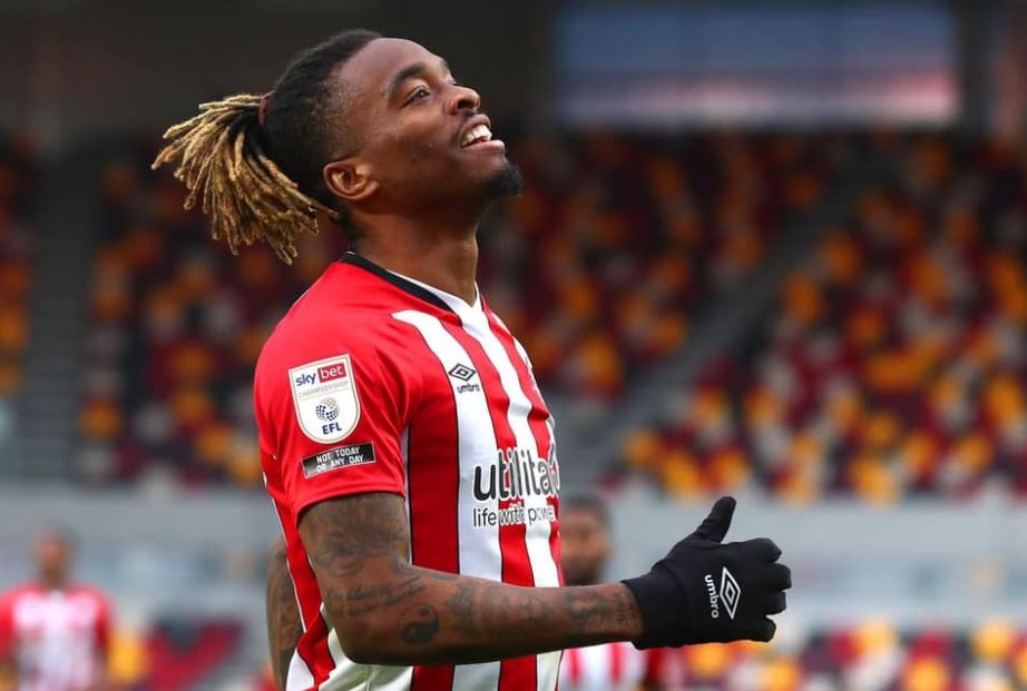 2 CLB Championship vao choi tran cau dat nhat hanh tinh anh 1