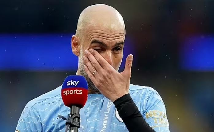 Aguero tuyet giao voi Pep hoi thang 3 hinh anh