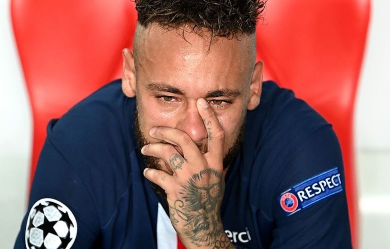 Neymar bi dieu tra tan cong tinh duc hinh anh