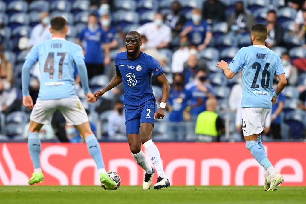 Doi hinh tieu bieu Champions League gay tranh cai anh 4