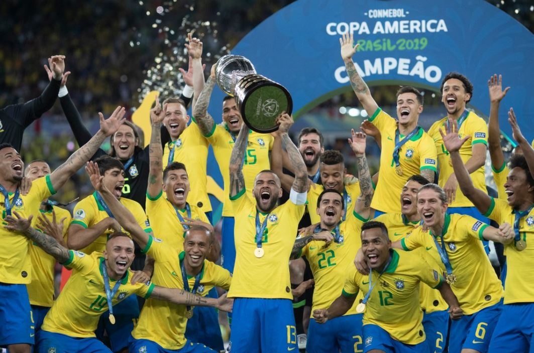 Brazil tro thanh chu nha Copa America 2021 anh 1