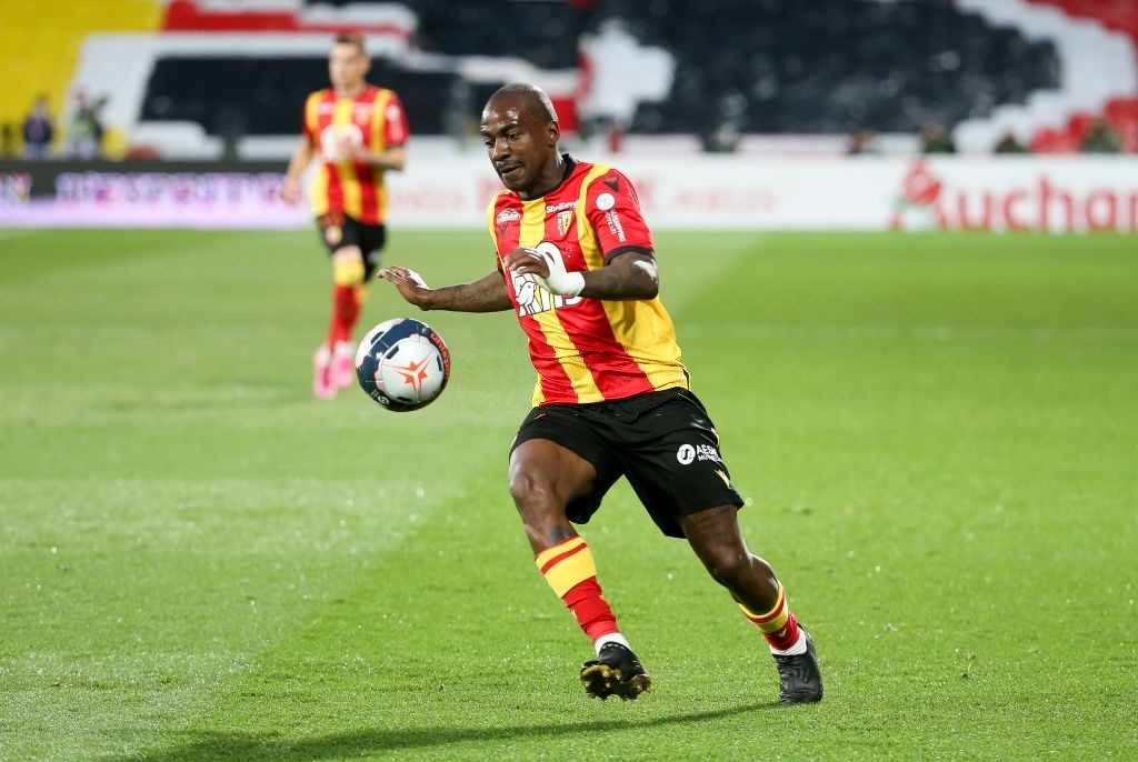 Nhung vu chuyen nhuong vua hoan tat anh 10