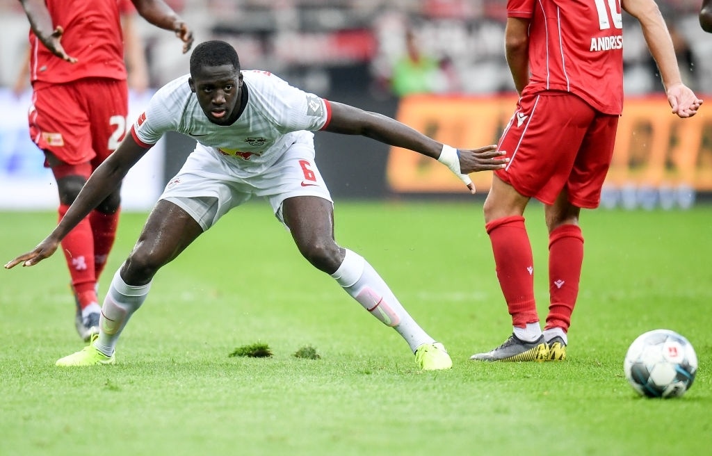 Nhung vu chuyen nhuong vua hoan tat anh 3