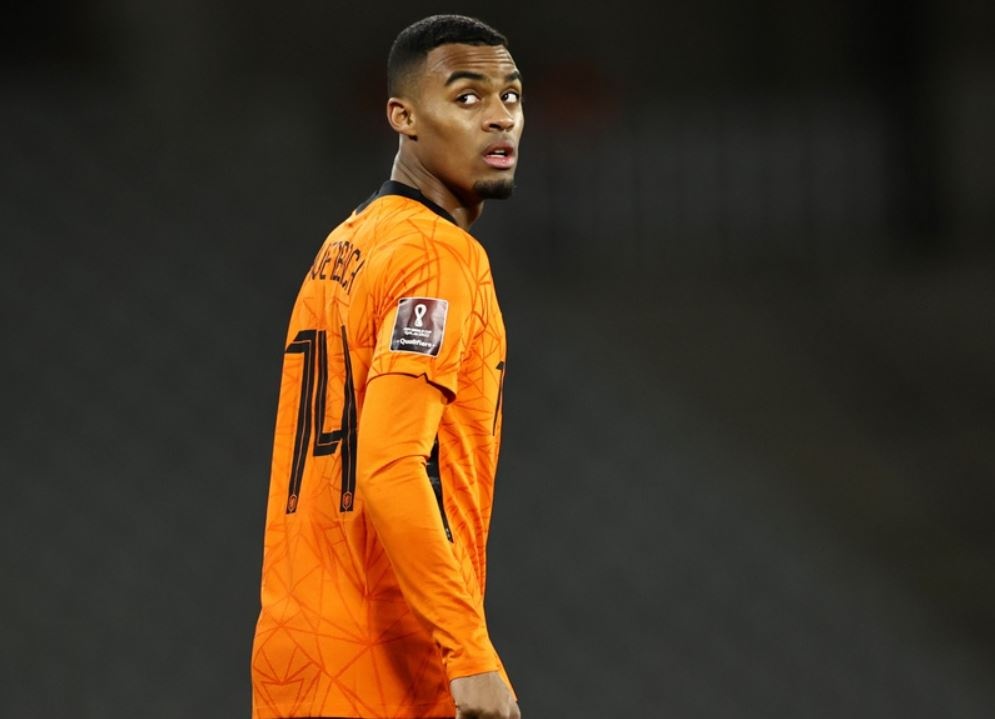 Doi hinh sao tre euro 2020 anh 6