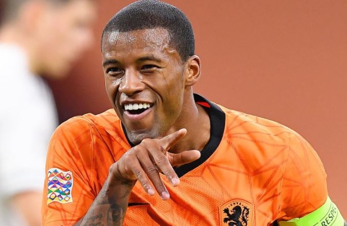 PSG gianh Wijnaldum tu tay Barca hinh anh