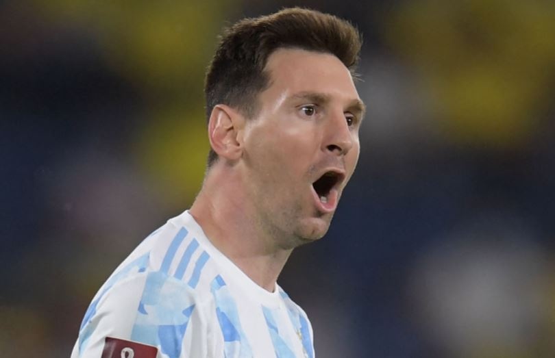 Argentina roi chien thang o phut 90+4 hinh anh