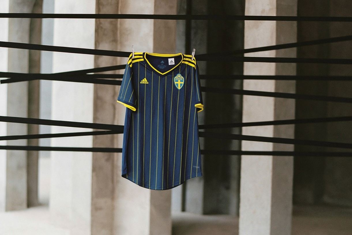 10 mau ao dau dep tai Euro 2020 anh 6